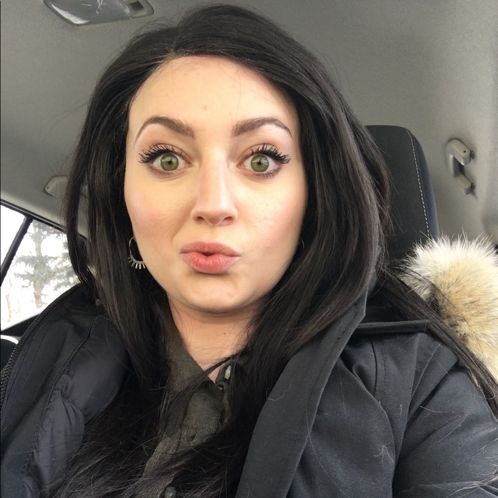 Meet your Posher, Meredith